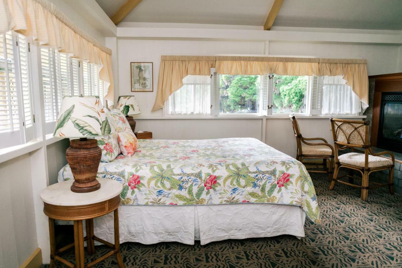 וולקנו Kilauea Lodge And Restaurant מראה חיצוני תמונה