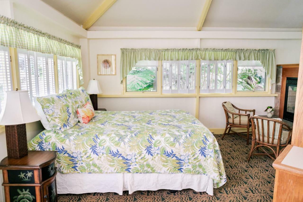 וולקנו Kilauea Lodge And Restaurant מראה חיצוני תמונה