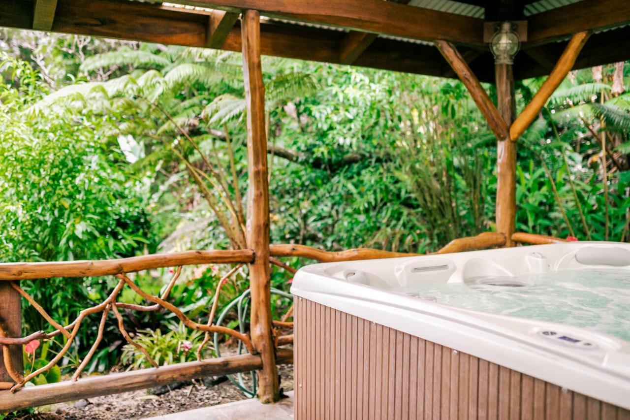 וולקנו Kilauea Lodge And Restaurant מראה חיצוני תמונה
